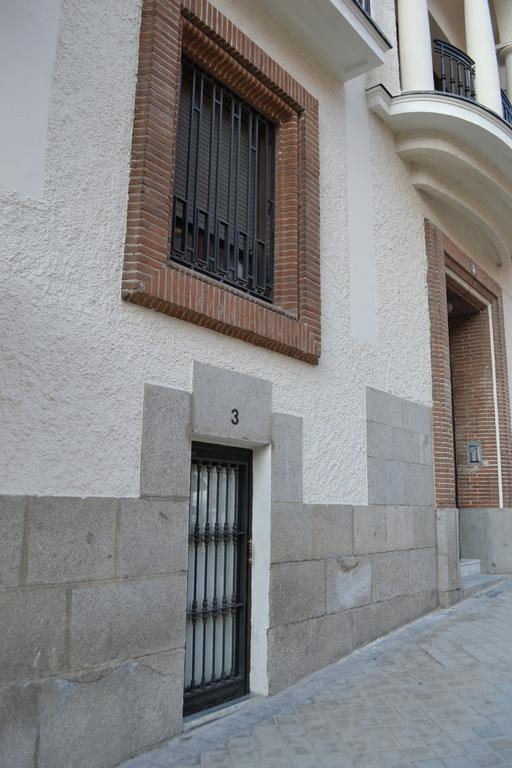 Апартаменты El Hogar Del Prado Мадрид Экстерьер фото